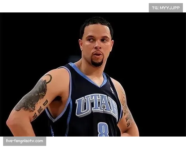 “消息：前全明星球员、现篮网队球员发展教练德隆·威廉姆斯宣布将离队，寻求主教练职位”